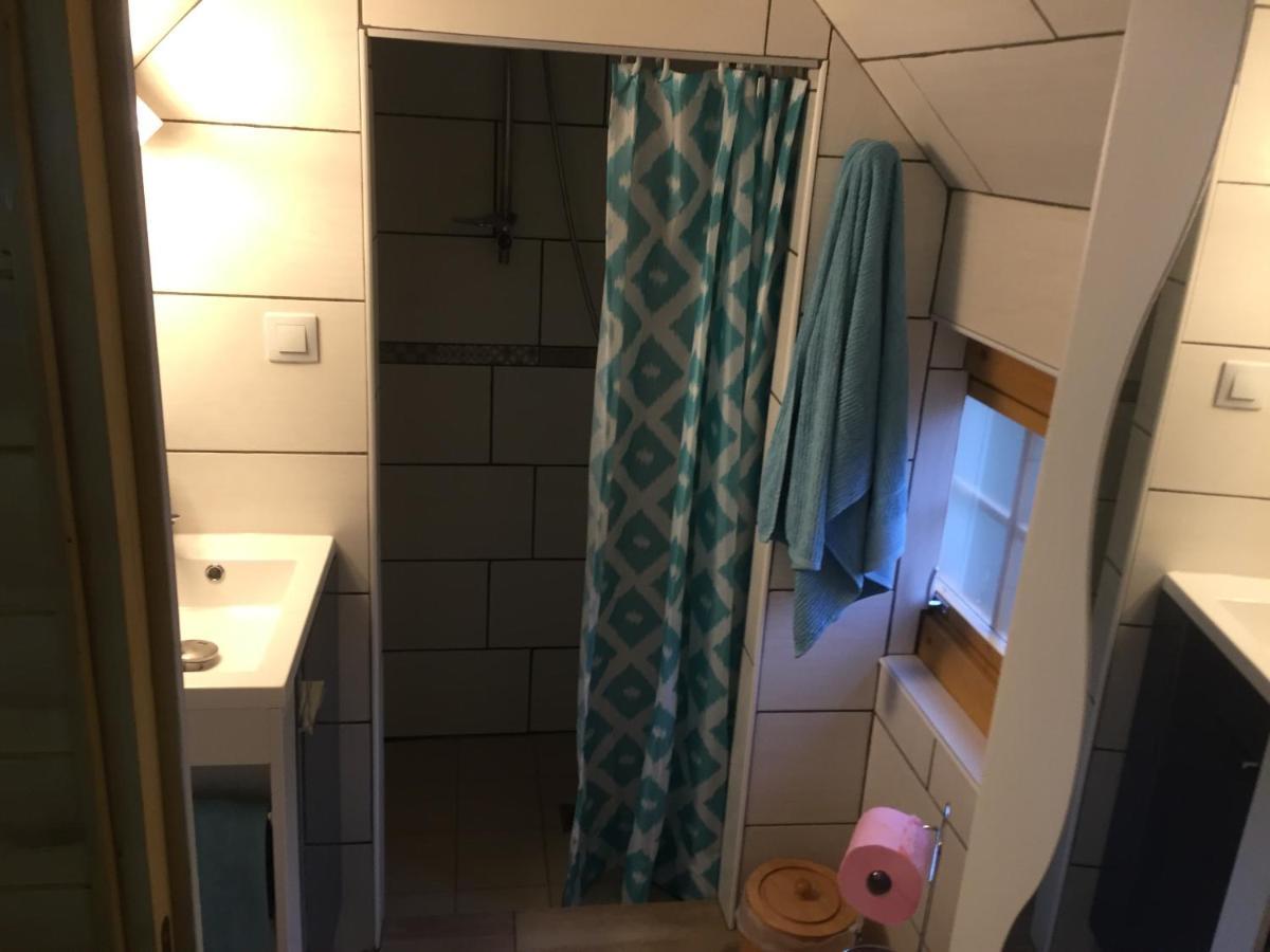 Alaguyauder Le Kota Bed & Breakfast Chatillon-sur-Broue Eksteriør bilde